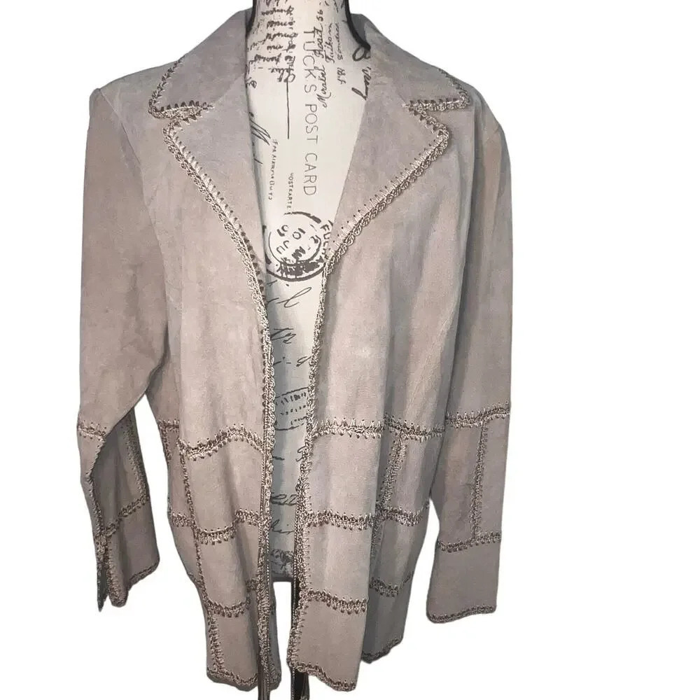 Outbrook Woman,1X tan embroidered leather tassel tie front long‎ sleeve jacket
￼